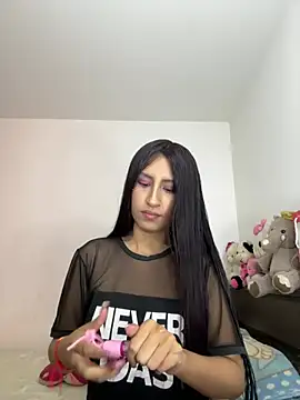 Snapshot of MiaSL_ chatting on May 19, 2026, 7:10 pm MiaSL online show from May 19, 2026, 7:10 pm