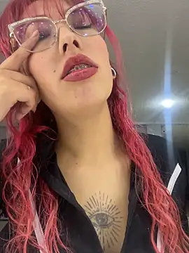 MeraSecretXXX online show from June 7, 2026, 1:05 pm