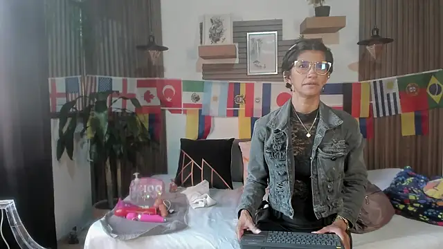 Evaa campbell online show from June 20, 2026, 12:10 pm