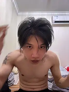 Snapshot of badlifeman chatting on May 22, 2026, 5:55 pm badlifeman online show from May 22, 2026, 5:55 pm