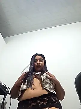 ambardoll 26 online show from May 19, 2026, 3:46 am