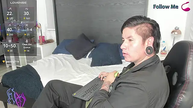 Snapshot of inkedsinners_ chatting on May 28, 2026, 11:10 pm inkedsinners online show from May 28, 2026, 11:10 pm