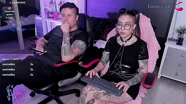 Snapshot of inkedsinners_ chatting on June 13, 2026, 11:30 am inkedsinners online show from June 13, 2026, 11:30 am