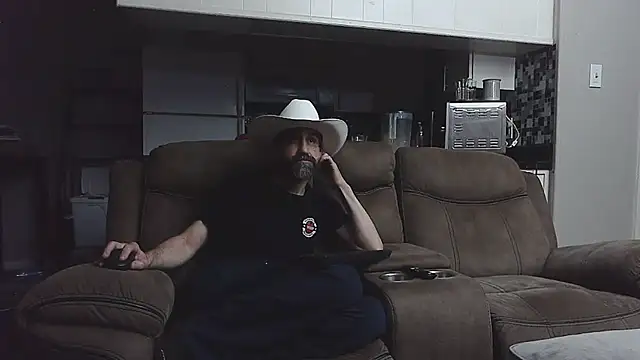 Snapshot of old_Domino chatting on July 11, 2026, 1:06 am old Domino online show from July 11, 2026, 1:06 am