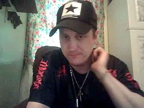 Snapshot of JoeFavorite69 chatting on May 25, 2026, 11:36 pm JoeFavorite69 online show from May 25, 2026, 11:36 pm