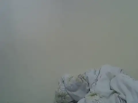 Snapshot of sexy_candi chatting on June 4, 2026, 9:58 am sexy candi online show from June 4, 2026, 9:58 am