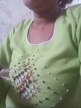 Snapshot of Muna_Raj chatting on June 12, 2026, 10:02 am Muna Raj online show from June 12, 2026, 10:02 am