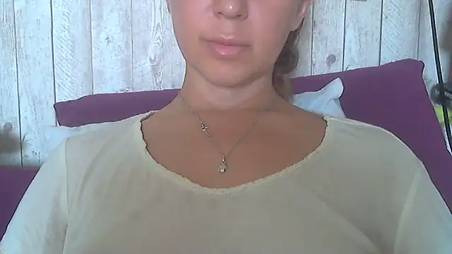Bella--White online show from June 12, 2026, 5:49 am