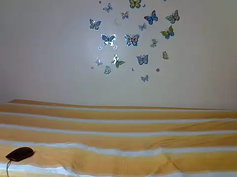 Snapshot of Pretty_tess chatting on May 28, 2026, 1:28 pm Pretty tess online show from May 28, 2026, 1:28 pm