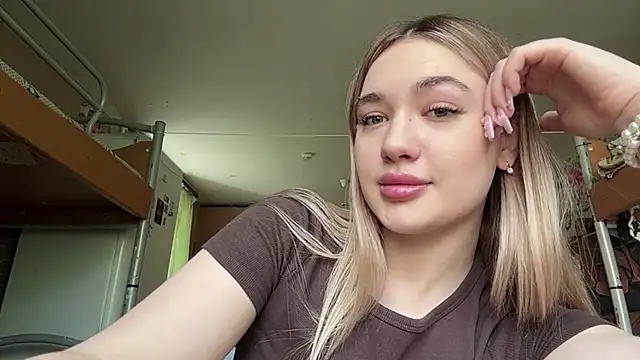 Kattyqte online show from May 17, 2026, 7:08 am