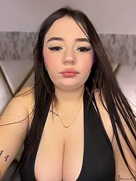 ValeriaCarter online show from June 24, 2026, 12:48 pm