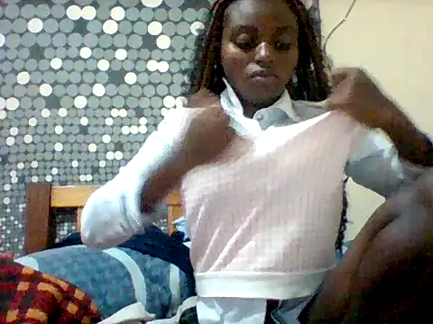 Snapshot of liligal chatting on June 11, 2026, 5:37 am liligal online show from June 11, 2026, 5:37 am