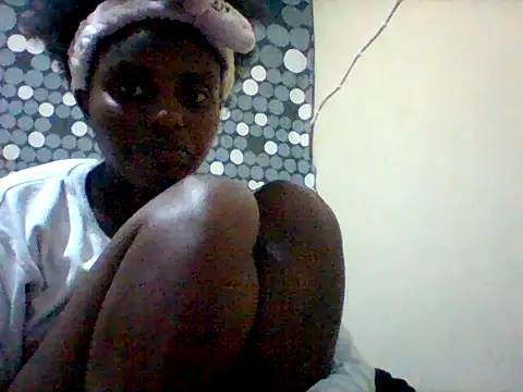 Snapshot of liligal chatting on June 4, 2026, 8:46 pm liligal online show from June 4, 2026, 8:46 pm