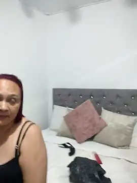 Snapshot of Charlotte_Prado chatting on May 18, 2026, 11:20 pm Charlotte Prado online show from May 18, 2026, 11:20 pm