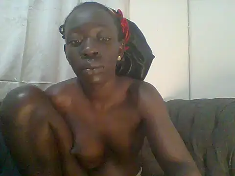 Snapshot of SexyTash25 chatting on June 15, 2026, 12:55 am SexyTash25 online show from June 15, 2026, 12:55 am