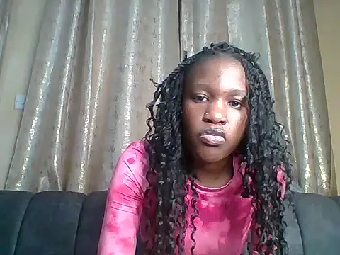 Snapshot of Sexy_dotta chatting on June 14, 2026, 7:59 pm Sexy dotta online show from June 14, 2026, 7:59 pm