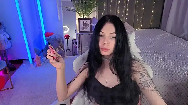 Vivi Vivian online show from May 15, 2026, 10:19 pm