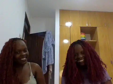 Snapshot of sexybaddies20 chatting on June 24, 2026, 4:11 am sexybaddies20 online show from June 24, 2026, 4:11 am