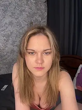 Snapshot of la_lisa_ chatting on May 16, 2026, 9:41 am la lisa online show from May 16, 2026, 9:41 am