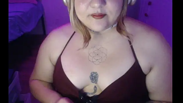 MaevenNectar online show from June 7, 2026, 3:12 am