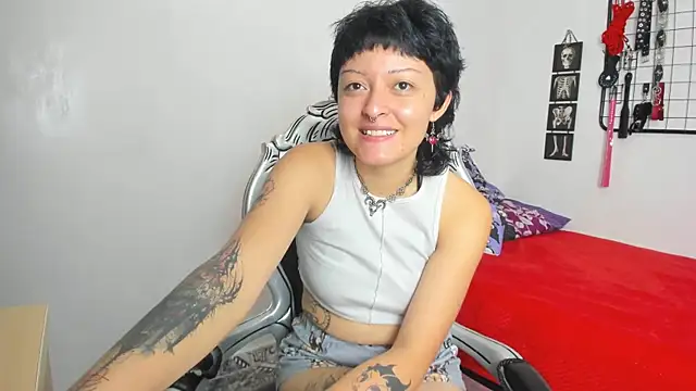 Snapshot of baby_punk_ chatting on June 28, 2026, 12:28 am baby punk online show from June 28, 2026, 12:28 am