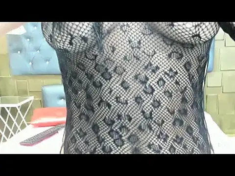 Snapshot of ChloeTobon chatting on May 18, 2026, 7:51 pm ChloeTobon online show from May 18, 2026, 7:51 pm