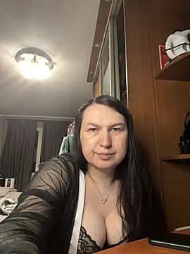 Snapshot of EvaBeautyXxX chatting on May 26, 2026, 10:19 pm EvaBeautyXxX online show from May 26, 2026, 10:19 pm