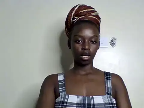 Snapshot of Red_blair chatting on June 8, 2026, 11:44 am Red blair online show from June 8, 2026, 11:44 am