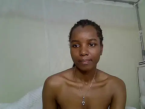 Snapshot of Sexy_vylsa chatting on May 20, 2026, 10:34 am Sexy vylsa online show from May 20, 2026, 10:34 am