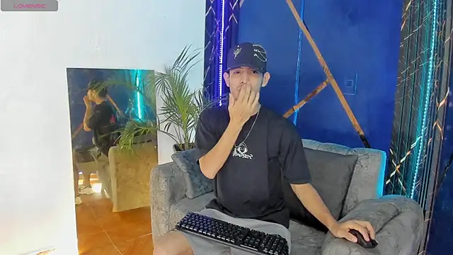 sexy hairy1 online show from July 8, 2026, 11:22 am
