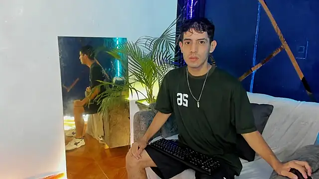 sexy hairy1 online show from July 6, 2026, 11:39 am
