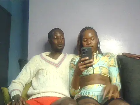 Lonah-Curvy online show from June 24, 2026, 8:06 pm