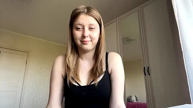 HeyItsAgata online show from May 19, 2026, 10:44 am