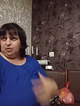 Snapshot of LisichkaOksana chatting on June 2, 2026, 7:25 pm LisichkaOksana online show from June 2, 2026, 7:25 pm