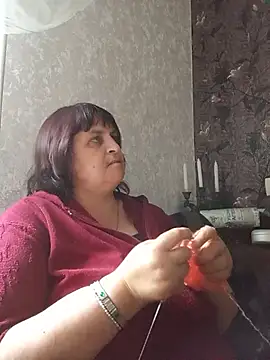 Snapshot of LisichkaOksana chatting on June 3, 2026, 7:31 am LisichkaOksana online show from June 3, 2026, 7:31 am