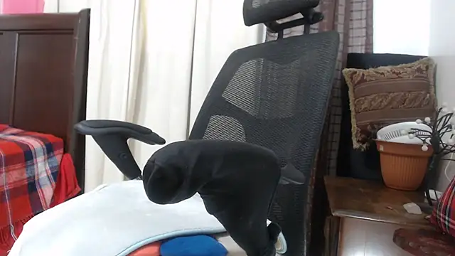 jenny milf69 online show from March 14, 2026, 2:12 pm