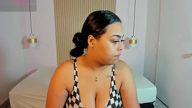 MiaLane3 online show from June 18, 2026, 11:37 am