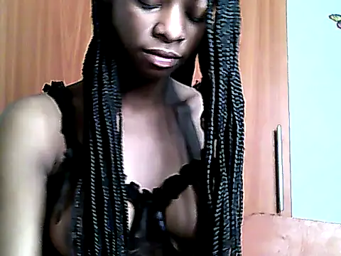 Snapshot of evrose chatting on May 23, 2026, 8:02 am evrose online show from May 23, 2026, 8:02 am