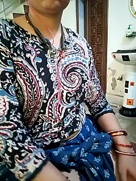 Snapshot of ZOYA-STRIP chatting on May 25, 2026, 8:35 am ZOYA-STRIP online show from May 25, 2026, 8:35 am