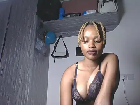 Tempting Ebony online show from May 25, 2026, 3:06 am