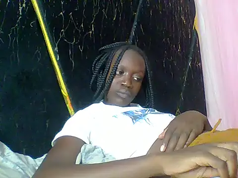 SLIM-EBONY2006 online show from July 12, 2026, 8:09 pm