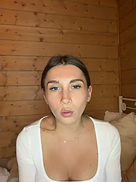 Snapshot of perrine_offf chatting on May 17, 2026, 7:47 pm perrine offf online show from May 17, 2026, 7:47 pm