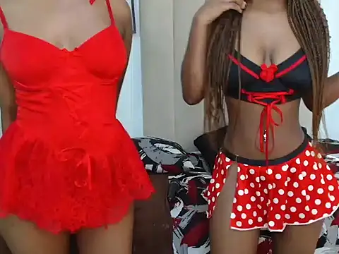 Snapshot of SexyTamia_13 chatting on June 5, 2026, 5:56 am SexyTamia 13 online show from June 5, 2026, 5:56 am