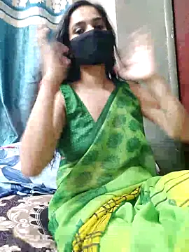 Amrita Thakur01 online show from June 7, 2026, 3:06 pm