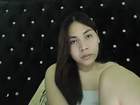 ambercrumbie online show from June 3, 2026, 8:13 pm