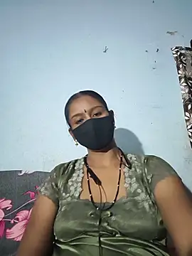 madhushree143 online show from June 17, 2026, 5:07 am