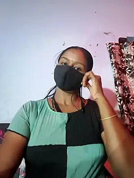 madhushree143 online show from June 18, 2026, 5:17 am