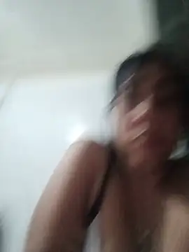 OliviaWilliamm online show from June 27, 2026, 2:39 am