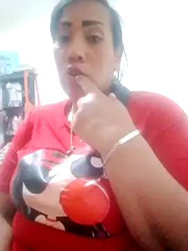 OliviaWilliamm online show from June 20, 2026, 12:26 am