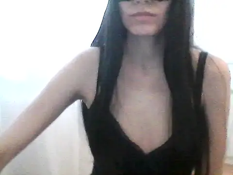 Snapshot of AliceBird chatting on May 23, 2026, 3:33 pm AliceBird online show from May 23, 2026, 3:33 pm